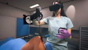 VR手術トレーニング